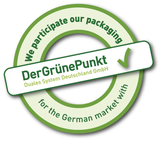 Rundes grünes Siegel mit der Aufschrift „Der Grüne Punkt – Duales System Deutschland GmbH" und dem Text „We participate our packaging for the German market with" – Symbol für die Beteiligung am Dualen System Deutschland zur Verpackungsentsorgung und -verwertung.